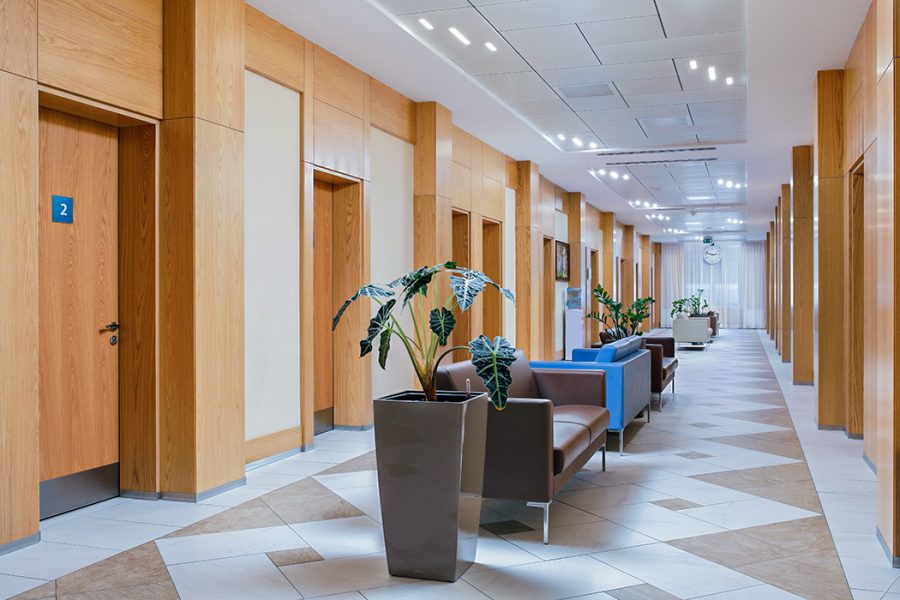 Холл медицинского центра в санатории Источник Ессентуки - фотография