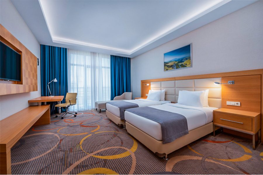 Спальная комната в номере «Стандарт» в санатории Источник Ессентуки - фотография