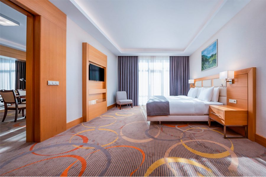 Спальная комната в номере «Апартамент» в санатории Источник Ессентуки - фотография