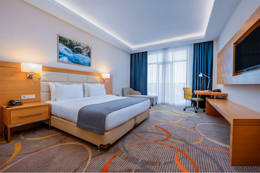 Спальная комната в номере «Стандарт» в санатории Источник Ессентуки - фотография